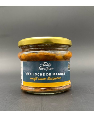 Éffiloché de magret confit sauce Basquaise